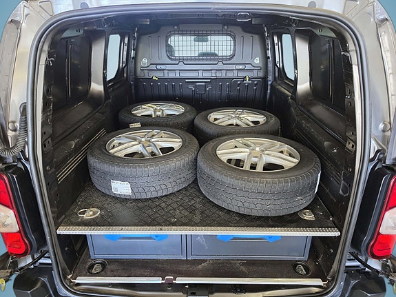 Toyota Proace City 28 of 30