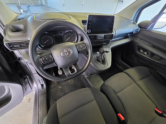 Toyota Proace City 14 of 30