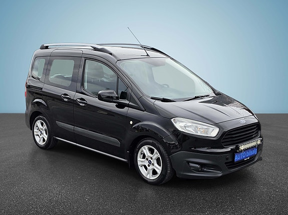 Ford Transit Courier 6 of 26
