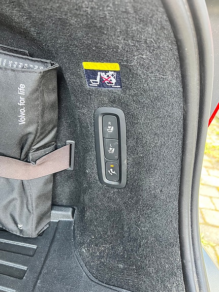 Volvo V90 14 of 14