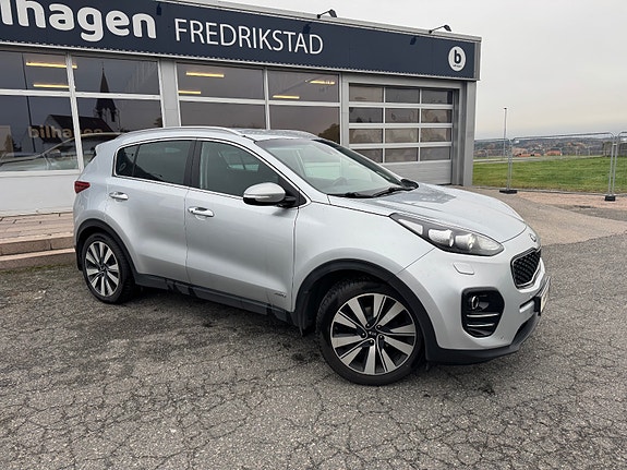 Kia Sportage 2 of 24