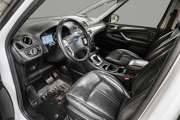 Ford S-MAX 15 of 30