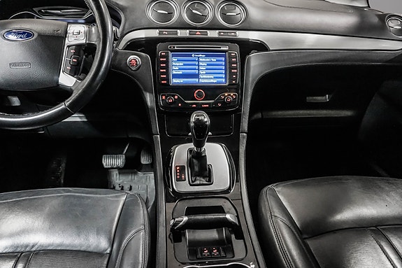 Ford S-MAX 25 of 30