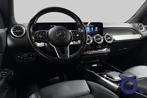 Mercedes-Benz EQB300 17 of 29