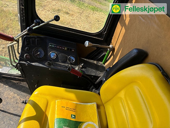 John Deere 1042 treske, nylig tatt stor service 8 of 8