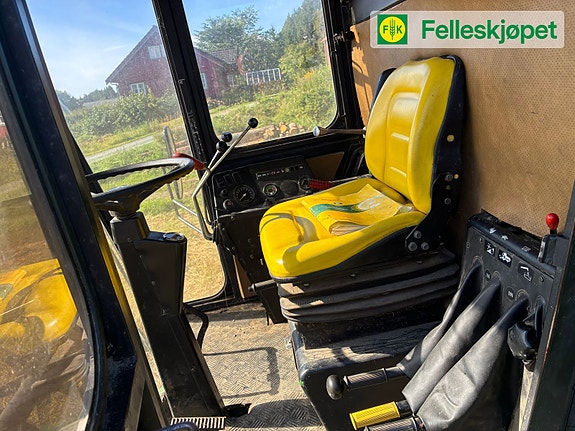 John Deere 1042 treske, nylig tatt stor service 7 of 8