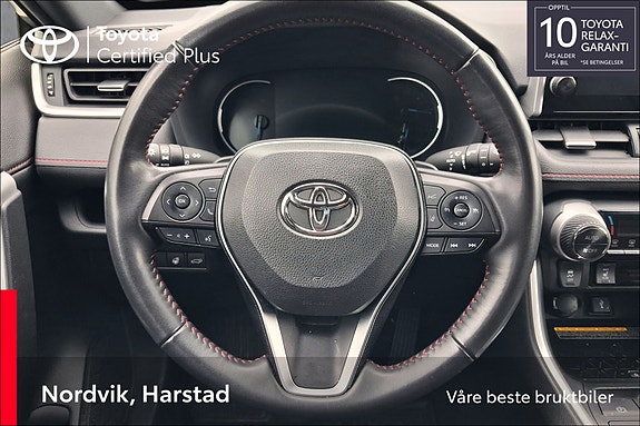 Toyota RAV4 13 of 21