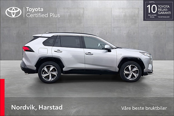 Toyota RAV4 6 of 21