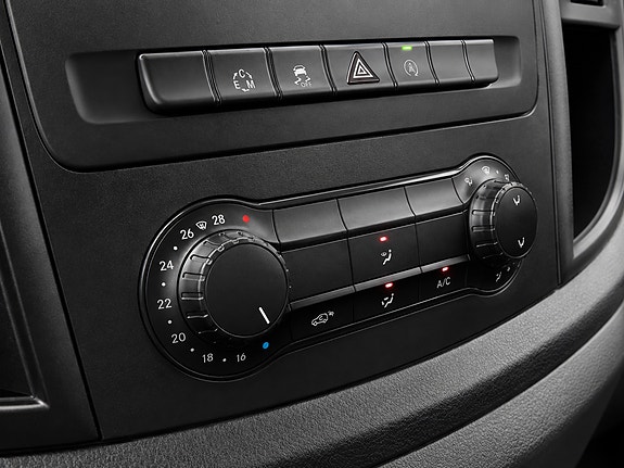 Mercedes-Benz Vito 26 of 30