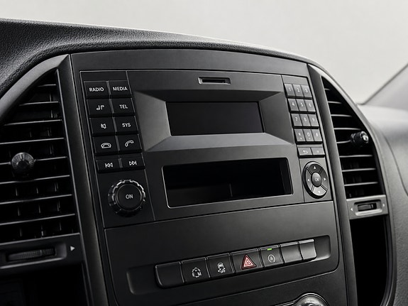 Mercedes-Benz Vito 25 of 30