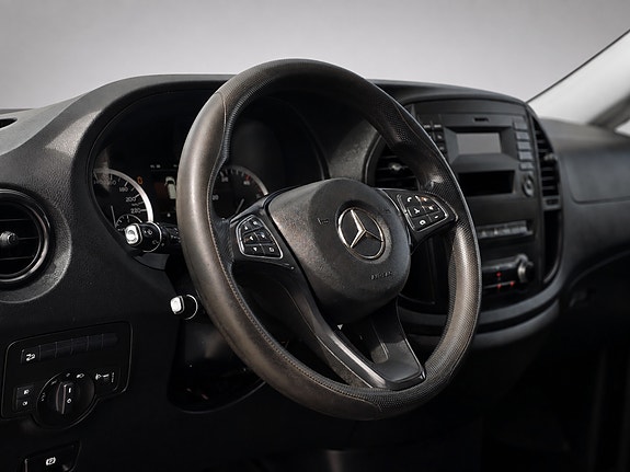 Mercedes-Benz Vito 19 of 30