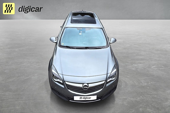 Opel Insignia 12 of 25