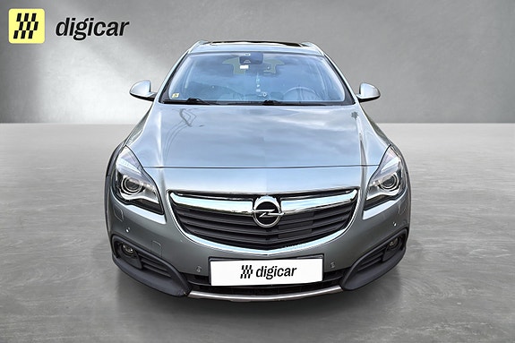 Opel Insignia 11 of 25