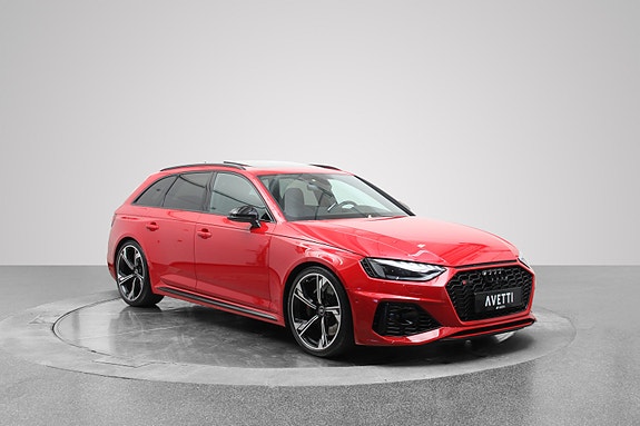 Audi RS4 2 of 30