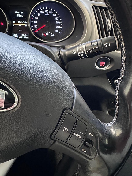Kia Sportage 13 of 27