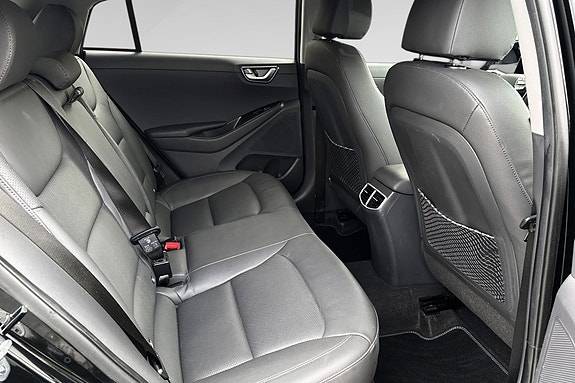 Hyundai IONIQ 11 of 20