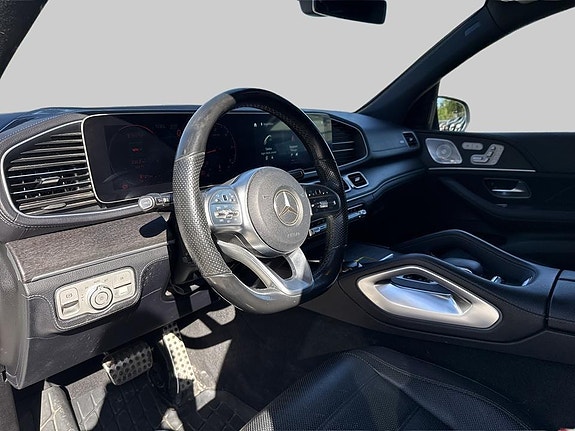 Mercedes-Benz GLS350 d 8 of 15