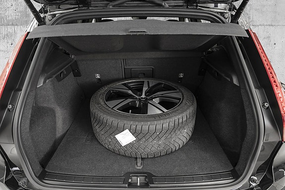 Volvo EX40 23 of 30