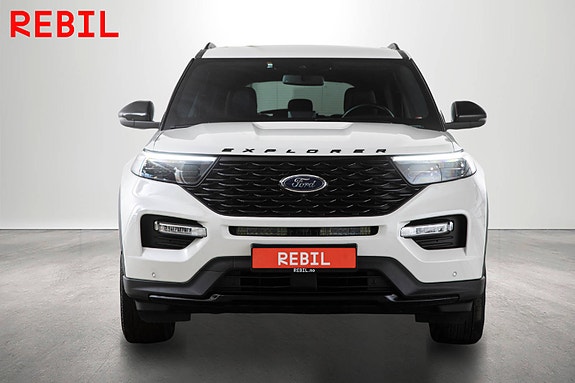 Ford Explorer 3 of 30