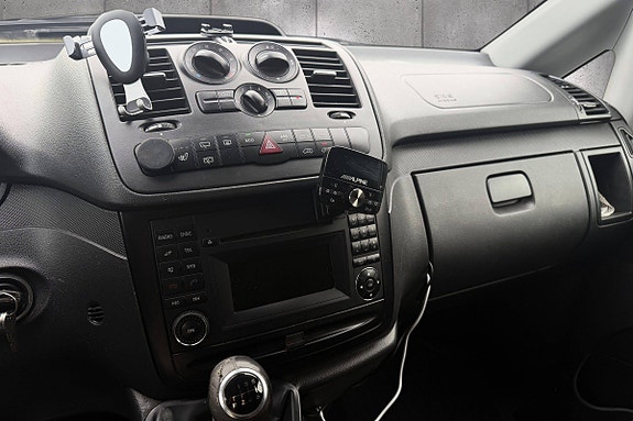 Mercedes-Benz Vito 113 15 of 22