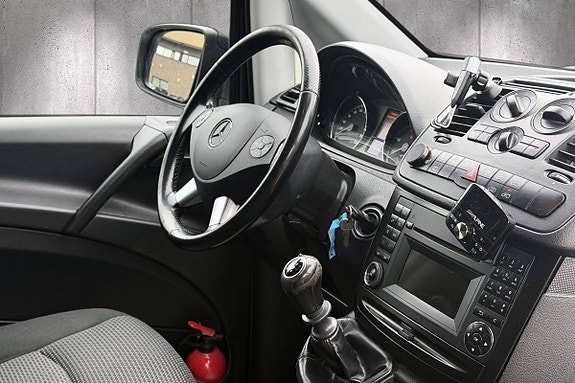 Mercedes-Benz Vito 113 10 of 22