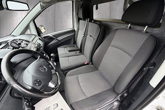 Mercedes-Benz Vito 113 13 of 22
