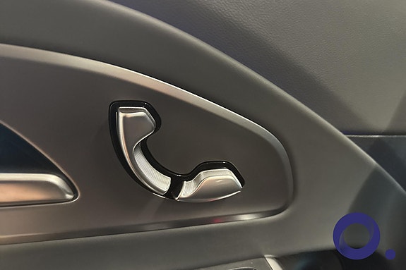 Mercedes-Benz CLA350 20 of 20