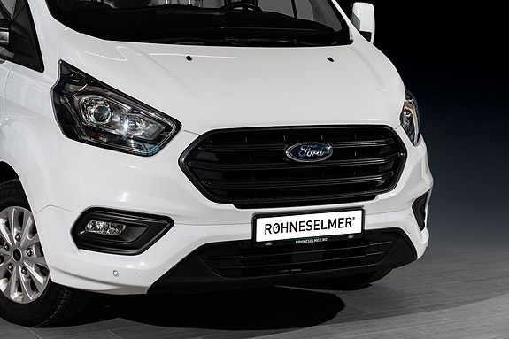 Ford Transit Custom 2 of 25