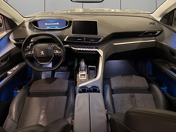 Peugeot 5008 17 of 30