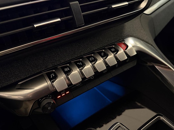 Peugeot 5008 26 of 30