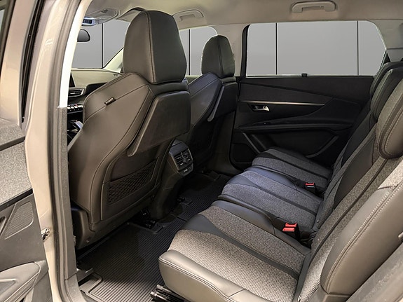 Peugeot 5008 29 of 30