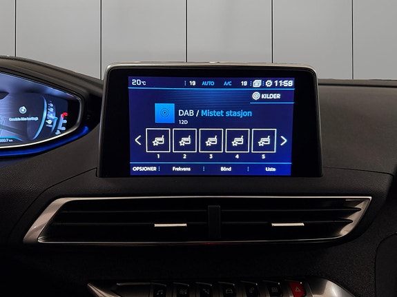 Peugeot 5008 25 of 30