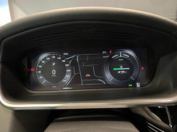 Jaguar I-PACE 26 of 30