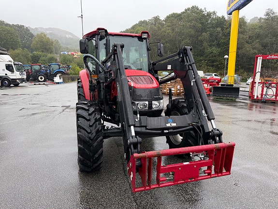 CASE IH Farmall 85A 12 of 30