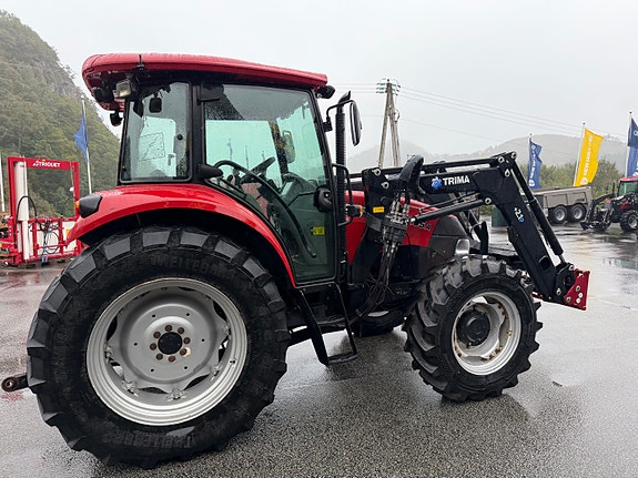 CASE IH Farmall 85A 6 of 30