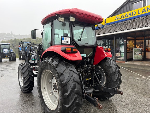 CASE IH Farmall 85A 28 of 30