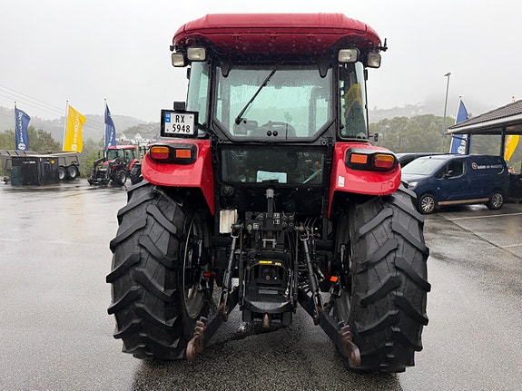 CASE IH Farmall 85A 30 of 30