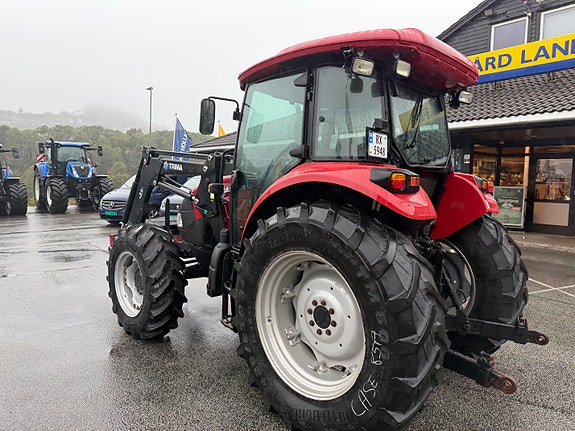 CASE IH Farmall 85A 27 of 30
