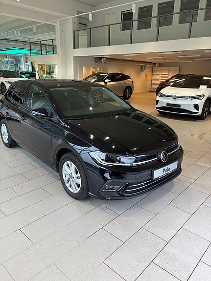 Volkswagen Polo 15 of 15