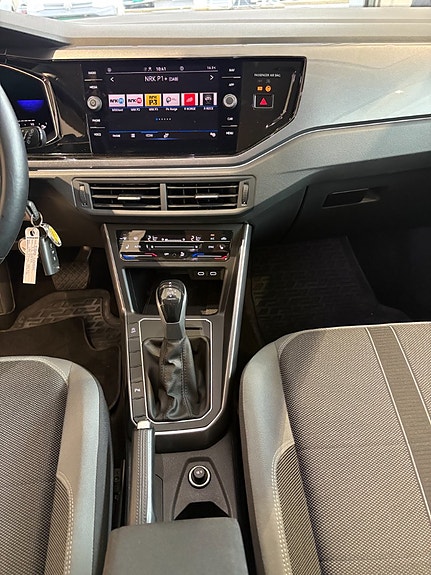 Volkswagen Polo 12 of 15