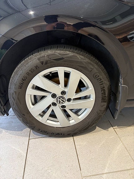 Volkswagen Polo 14 of 15