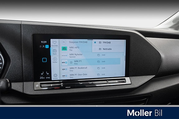 Volkswagen Caddy Maxi 17 of 26