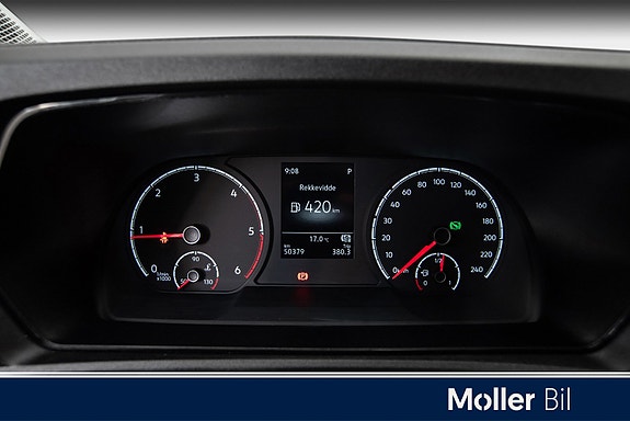 Volkswagen Caddy Maxi 16 of 26