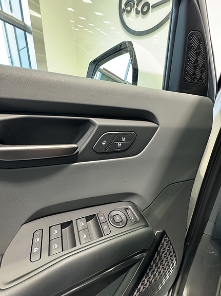 Kia EV9 25 of 27