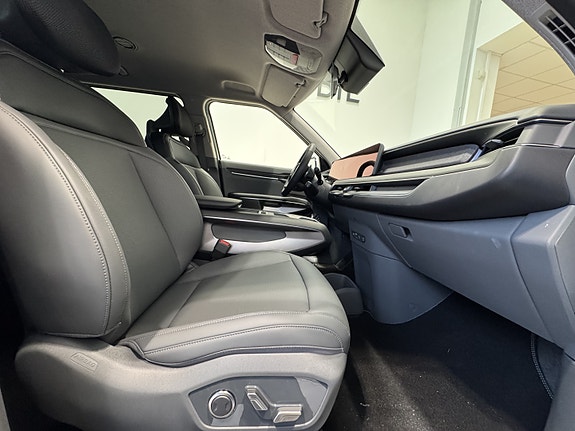 Kia EV9 16 of 27