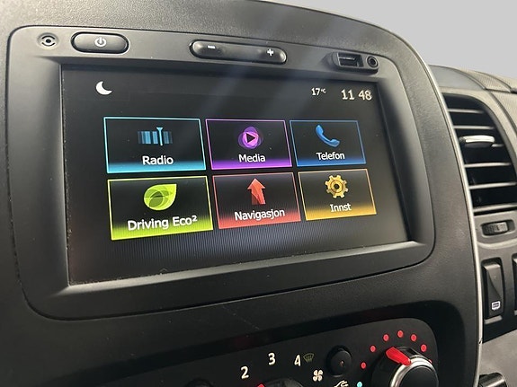 Renault Trafic 13 of 19