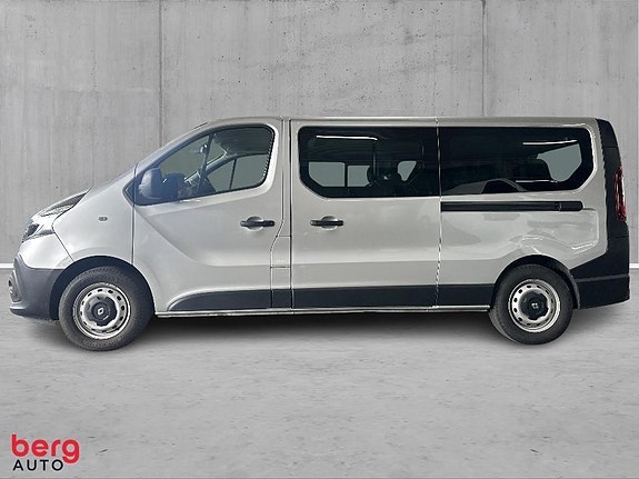 Renault Trafic 4 of 19