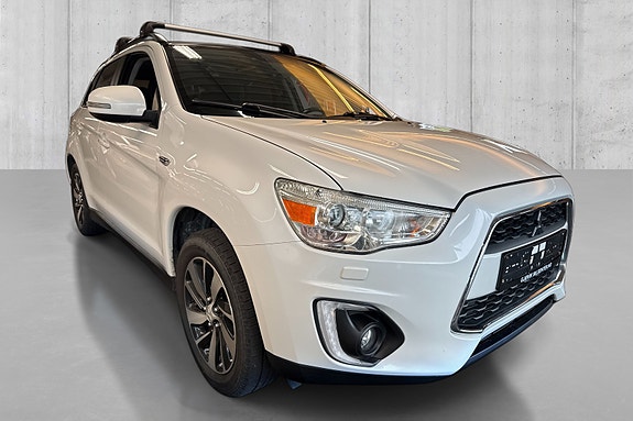 Mitsubishi ASX 2 of 17