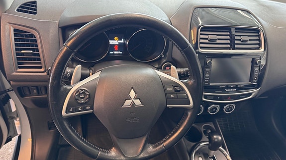 Mitsubishi ASX 7 of 17
