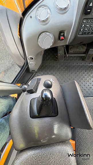 Volvo L70G 19 of 24